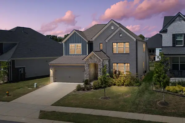 143 Newbury Dr, White House, TN 37188