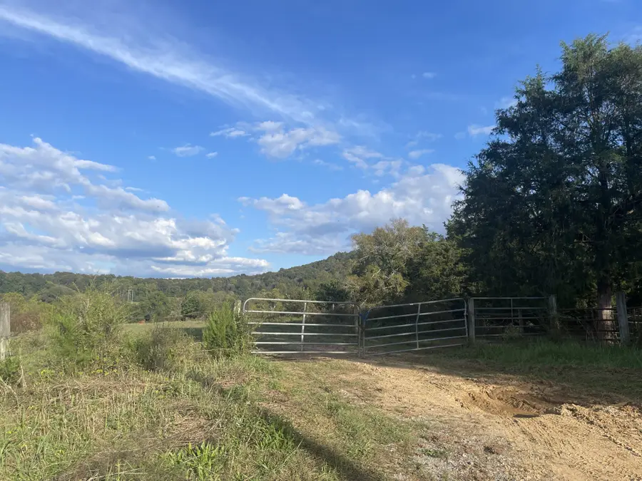 1380 Conrad Templeton Rd, Quebeck, TN 38579 - Image #3