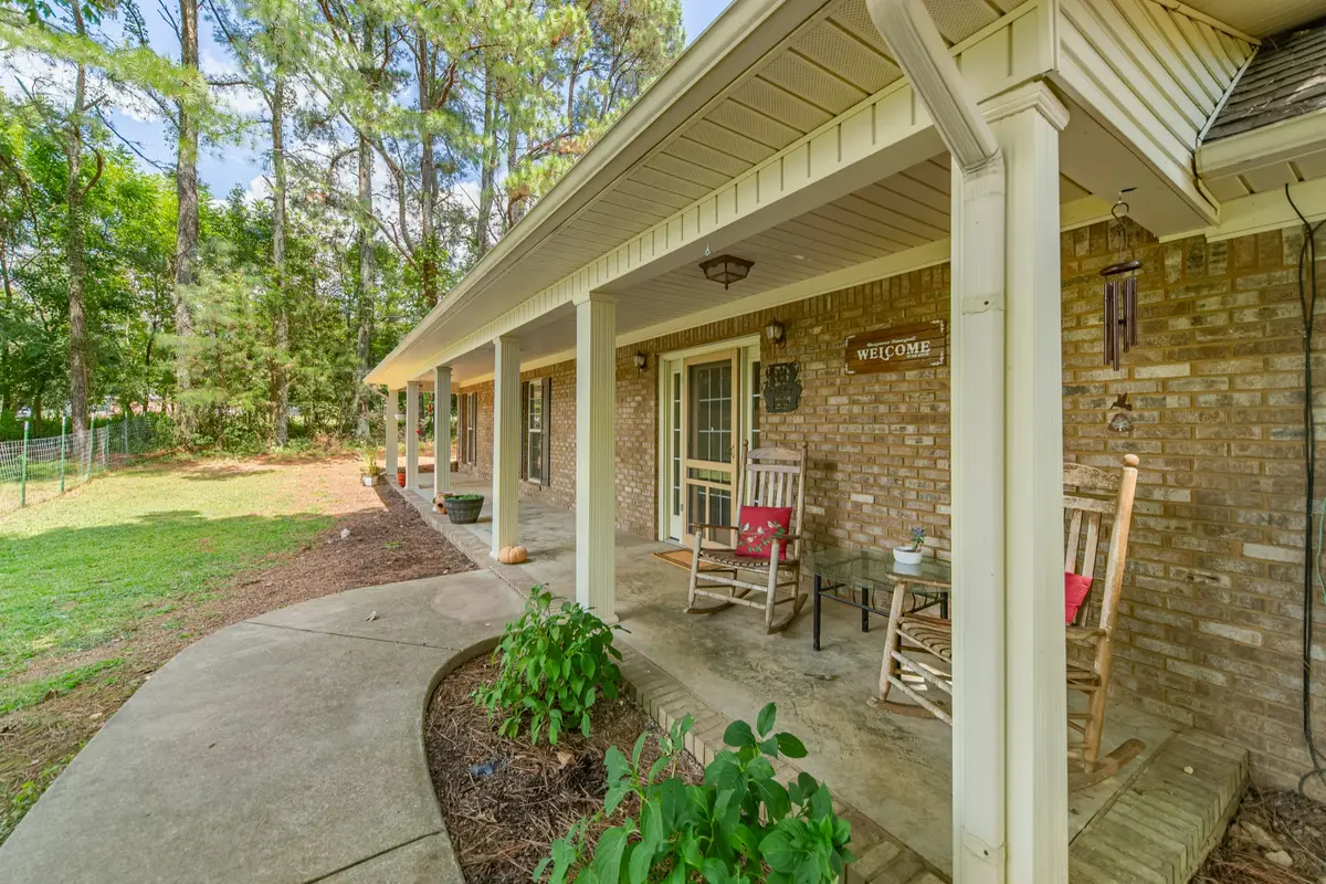 812 Good Hope Rd, Leoma, TN 38468 - Image #1