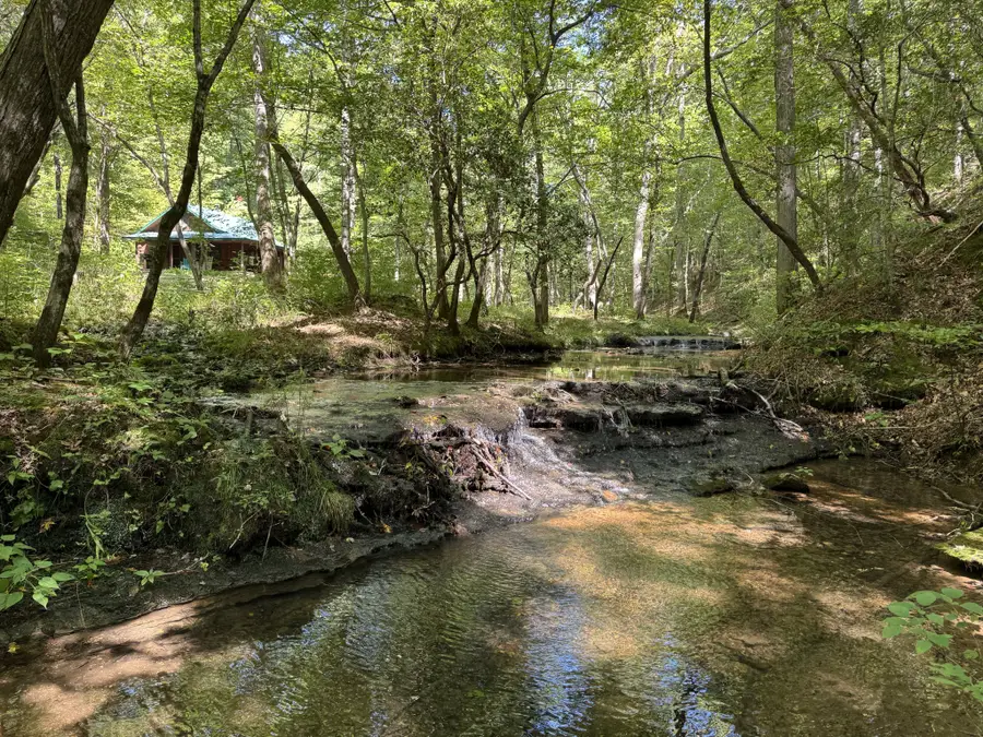 105 Sickler Road, Hohenwald, TN 38462 - Image #2