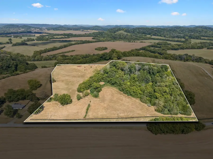 1924 Thompson Station Rd W, Thompsons Station, TN 37179 - Image #2