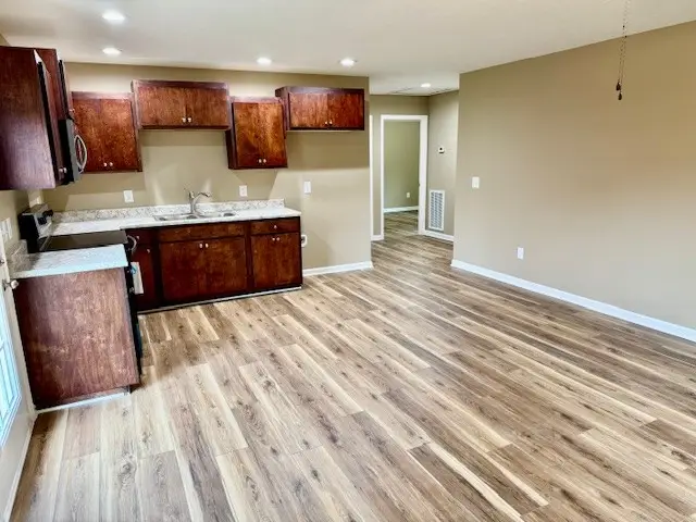 206 Hotel St, Decherd, TN 37324 - Image #2