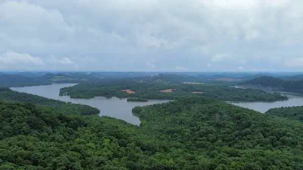 6 Turkey Creek, Carthage, TN 37030