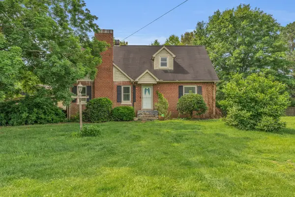 1804 Highway 52 E, Portland, TN 37148