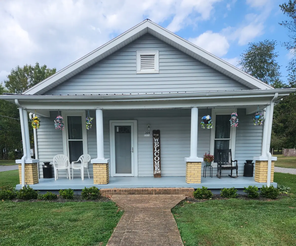 300 S Russell St, Portland, TN 37148 - Image #1
