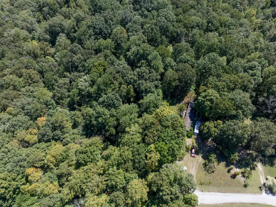 1028 Calahan Dr, White Bluff, TN 37187 - Image #2