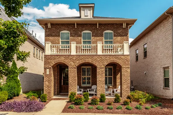 142 Benjamin Ln, Hendersonville, TN 37075