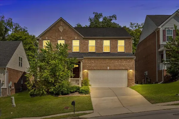 7936 Oakfield Grv, Brentwood, TN 37027