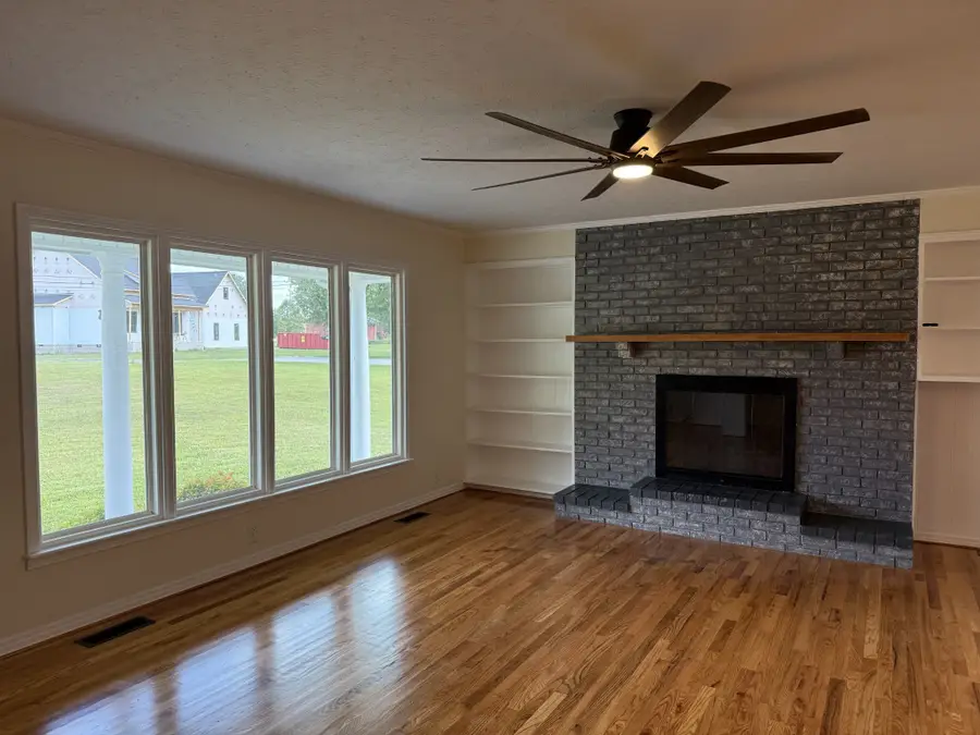 244 James Stafford Rd, Gainesboro, TN 38562 - Image #3