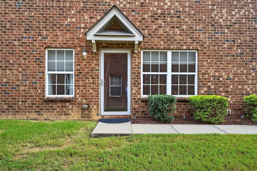 1309 Crown Point Pl, Nashville, TN 37211 - Image #2