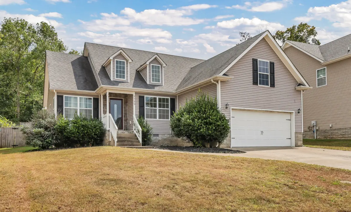 1129 Meachem Dr, Clarksville, TN 37042 - #1