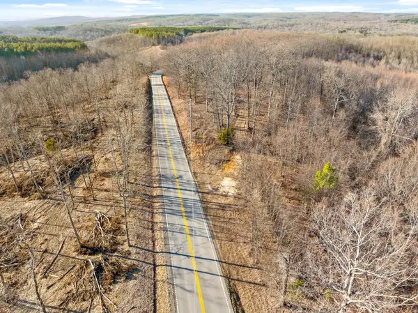 4 Hwy 232, Stewart, TN 37175