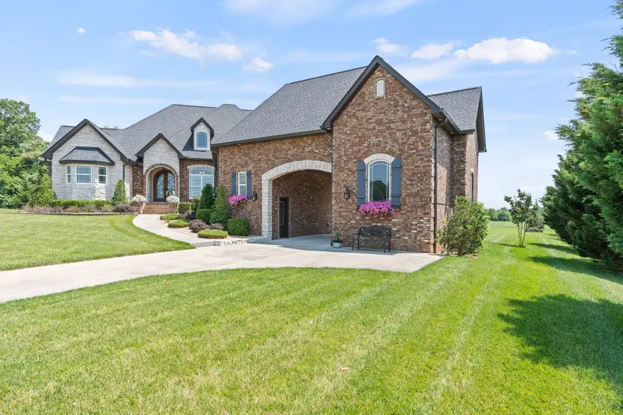 494 Cascade Dr, Winchester, TN 37398 - Image #2