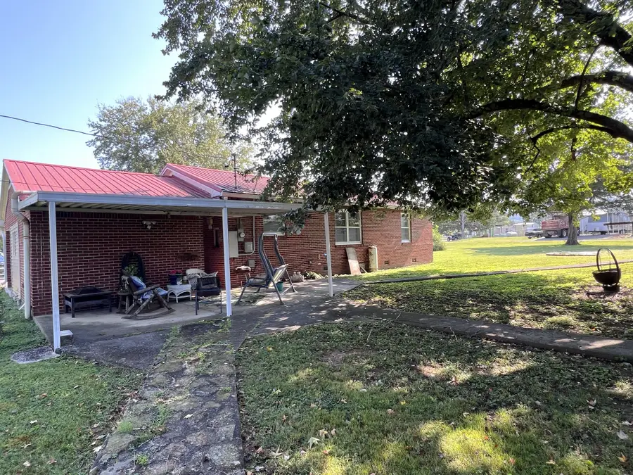 125 Dixon Ln, Jasper, TN 37347 - Image #2
