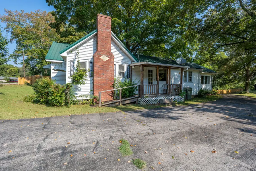 2010 W Gaines St, Lawrenceburg, TN 38464 - Image #3