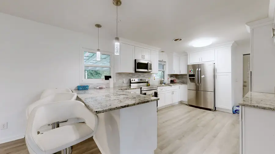 600 Lewis Ave, Shelbyville, TN 37160 - #3