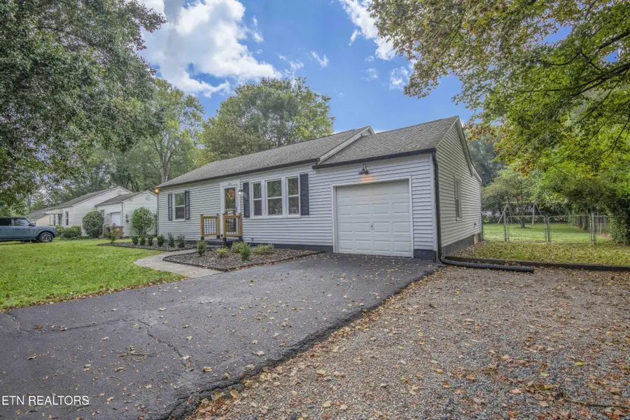 310 Canterbury Drive, Knoxville, TN 37920 - Image #3