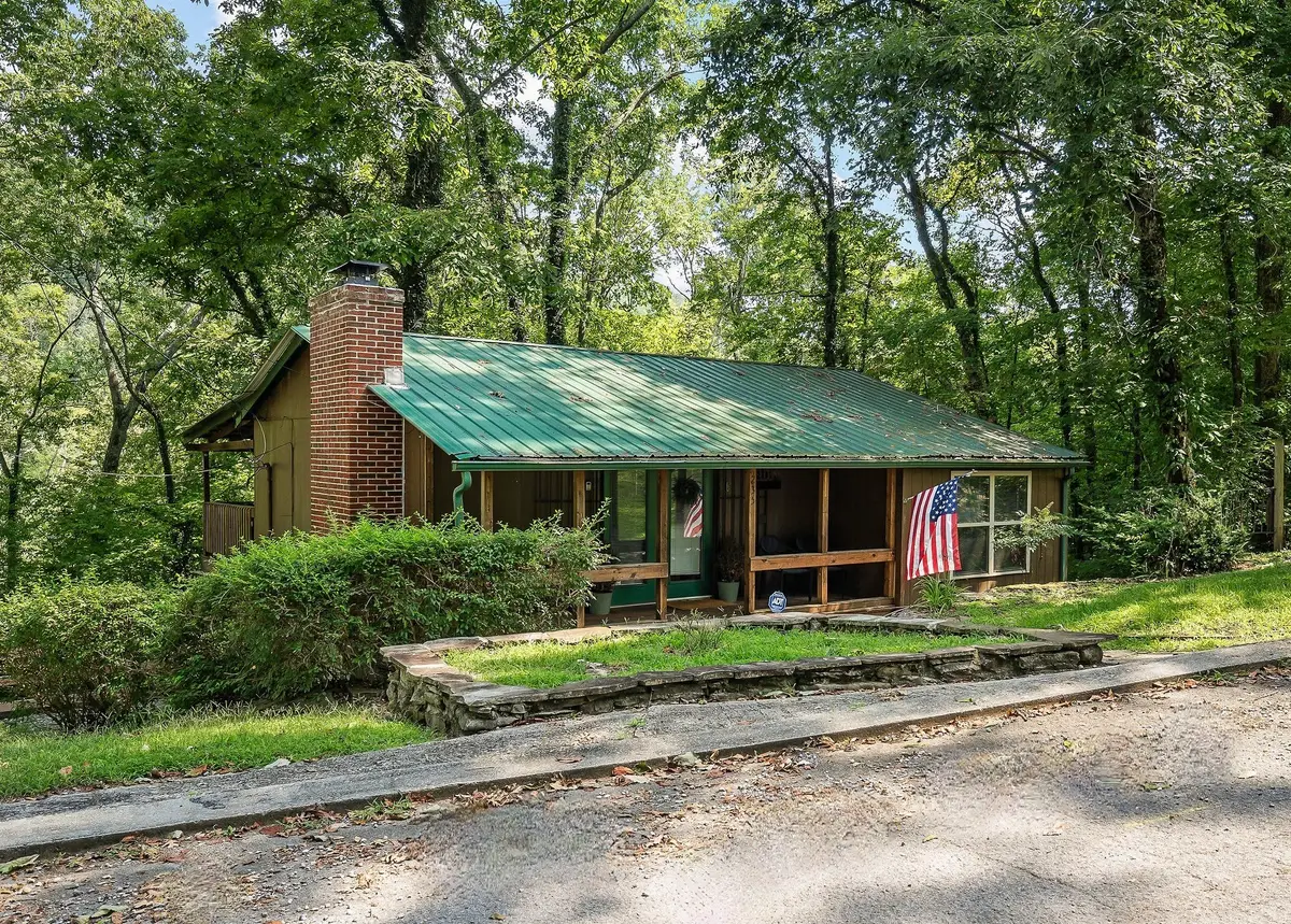 235 Rye Hobbs Hollow Rd, Smithville, TN 37166 - #1