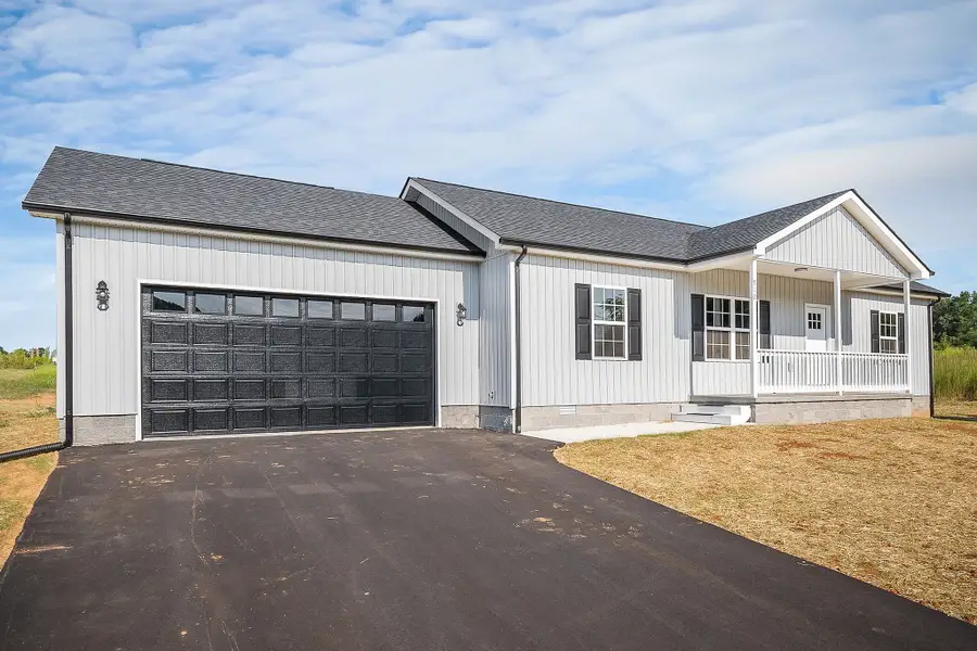 912 Frank Anderson Rd, Sparta, TN 38583 - Image #2