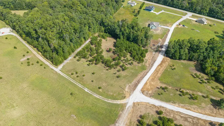 136 Winding Creek Way, Altamont, TN 37301 - Image #3