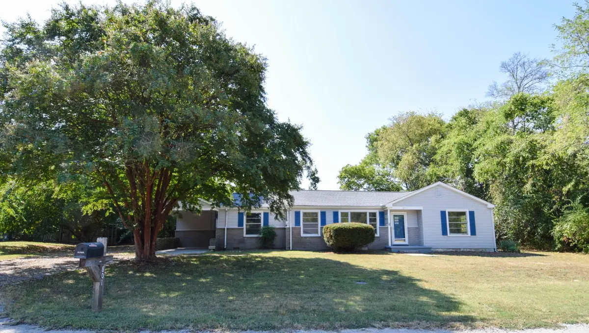 801 Hart St, Gallatin, TN 37066 - #1