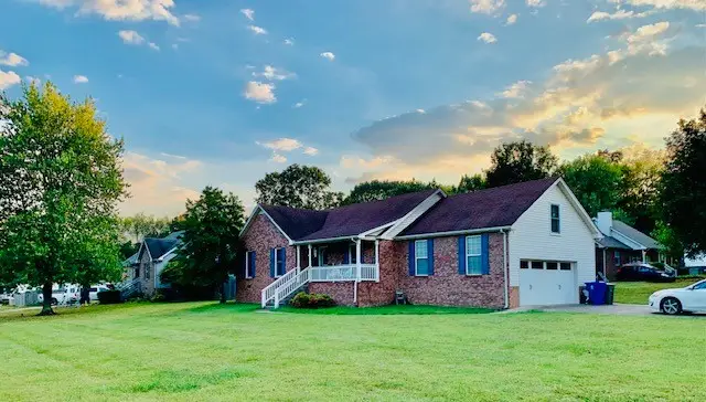 100 Ashley Ct, White House, TN 37188 - Image #2