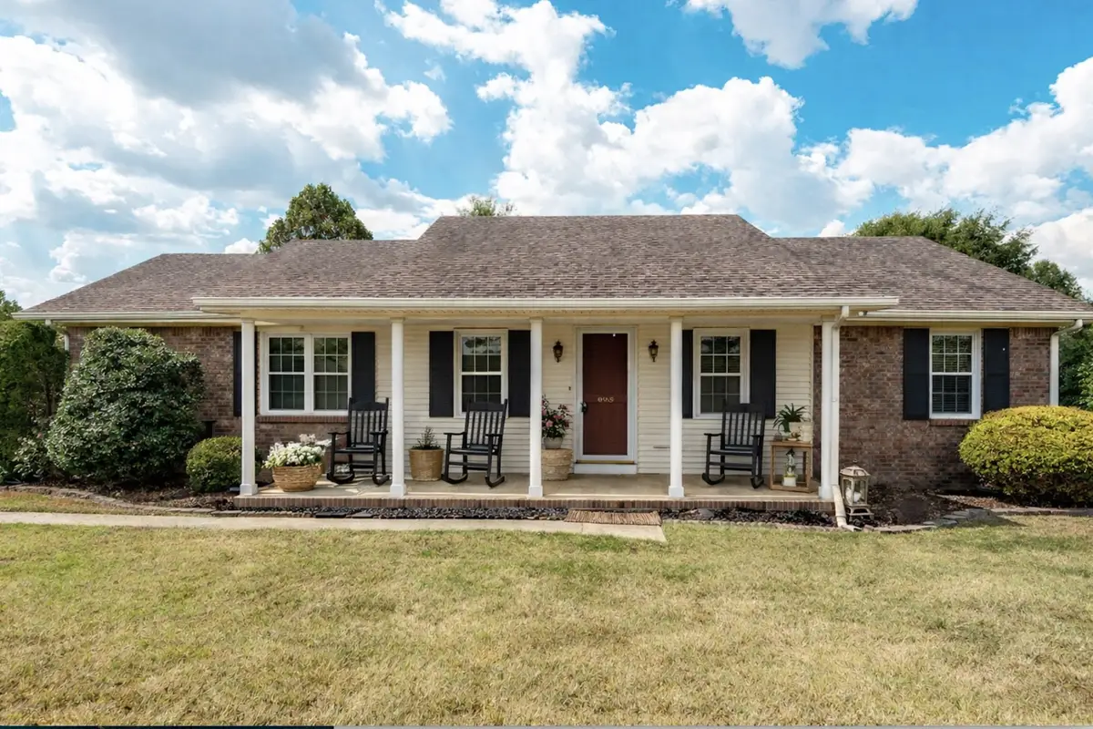 693 Greenfield Ln, Castalian Springs, TN 37031 - Image #1