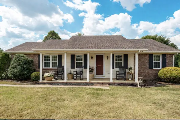 693 Greenfield Ln, Castalian Springs, TN 37031