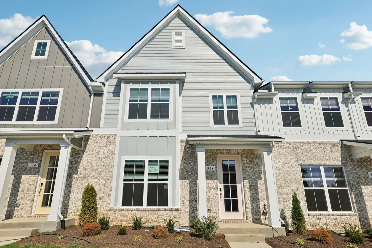 312 Greystone Lee Blvd, Smyrna, TN 37167 - Image #1