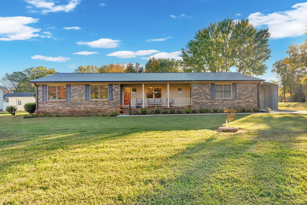 103 Lisa Cir, Winchester, TN 37398 - Image #1
