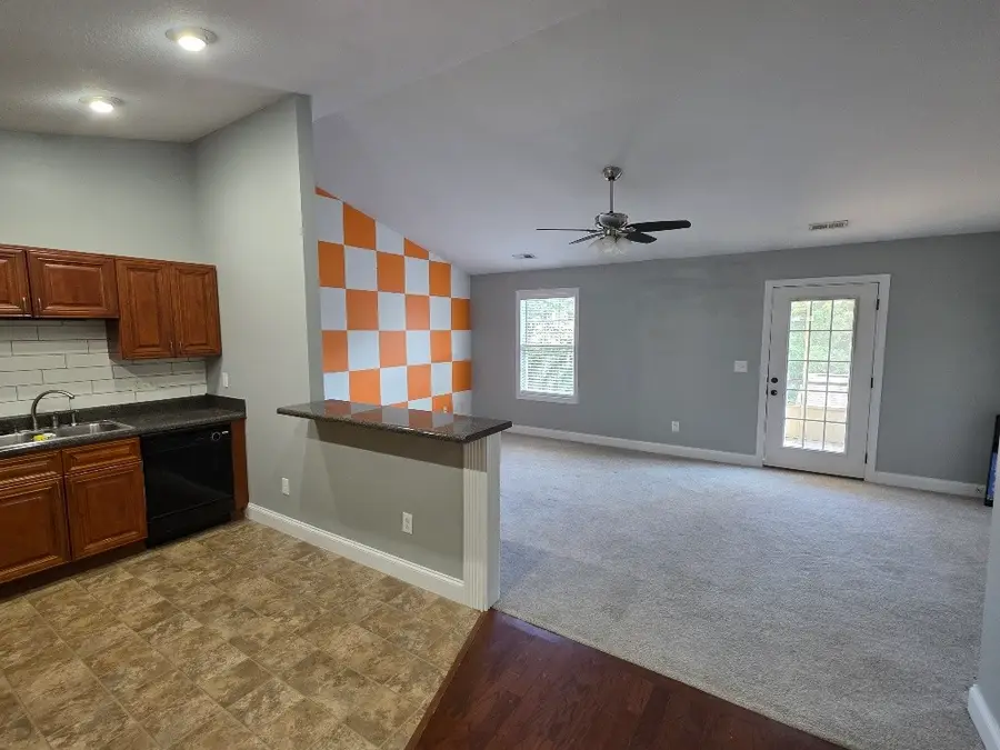 5828 Metropolitan Way, Knoxville, TN 37921 - Image #2
