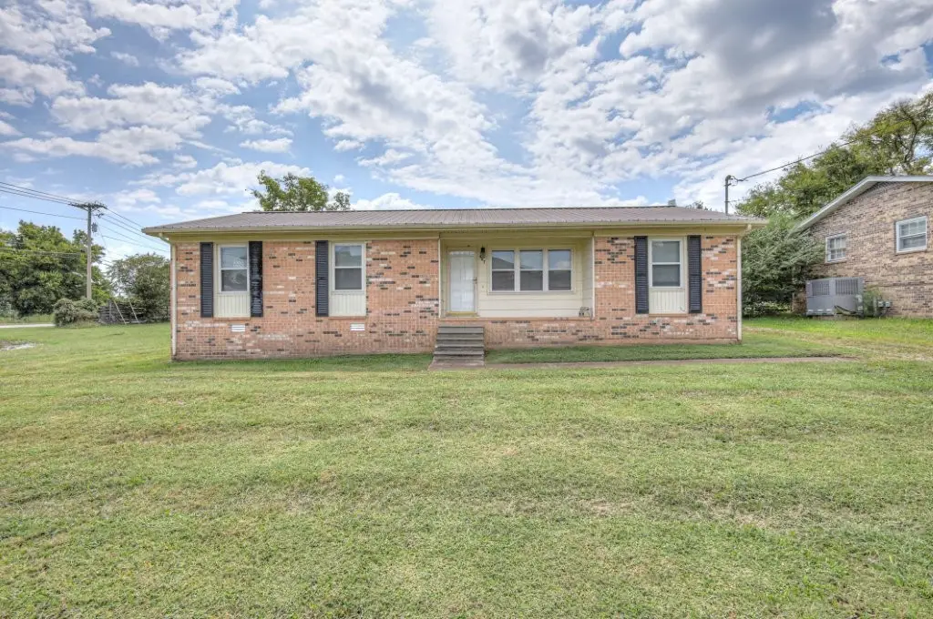 107 Rockwood Drive, Shelbyville, TN 37160 - Image #1