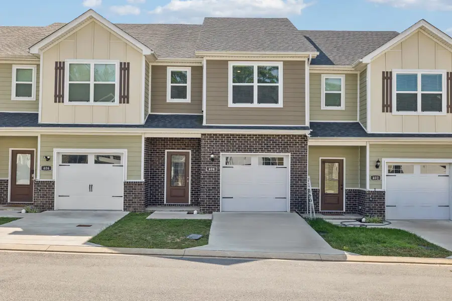 404 Masters Way, Dickson, TN 37055 - Image #2