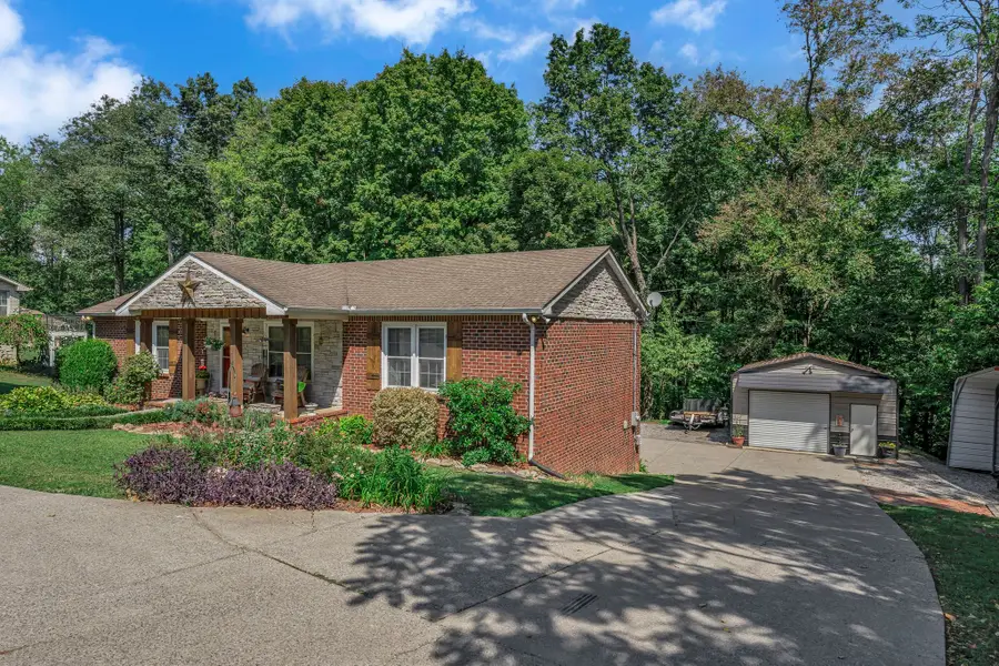 183 Mockingbird Hill Rd, Hendersonville, TN 37075 - Image #2