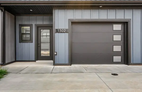 1302 Jonathan Wade Circle, Clarksville, TN 37043