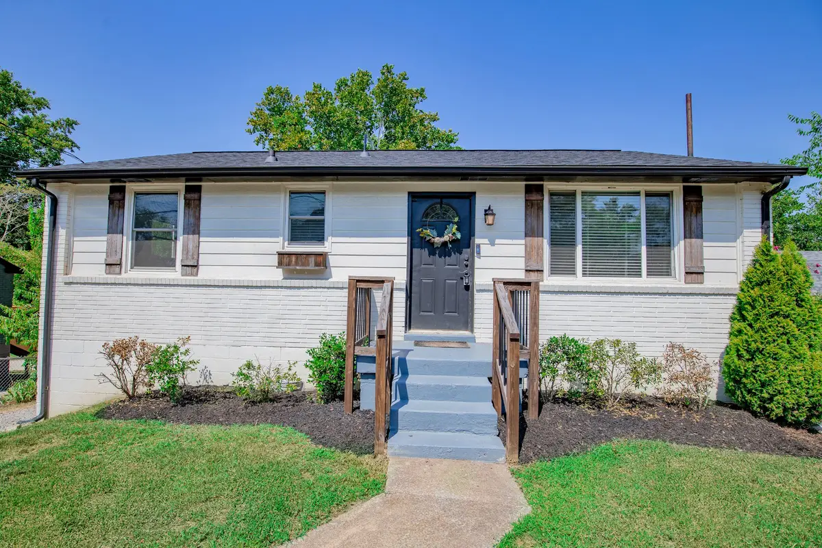 305 Aurora Ave, Madison, TN 37115 - Image #1