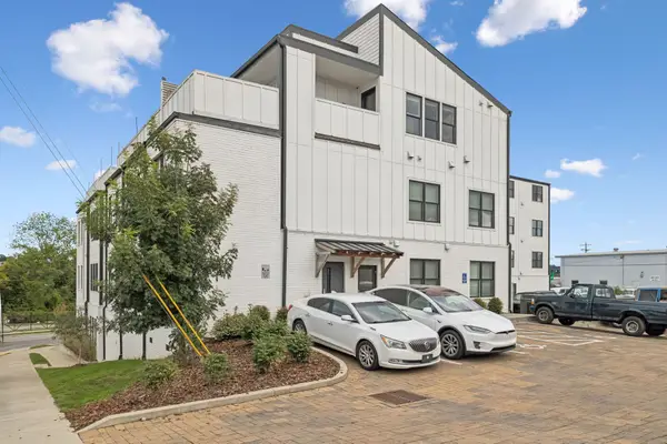 4405 Kentucky Ave #402, Nashville, TN 37209