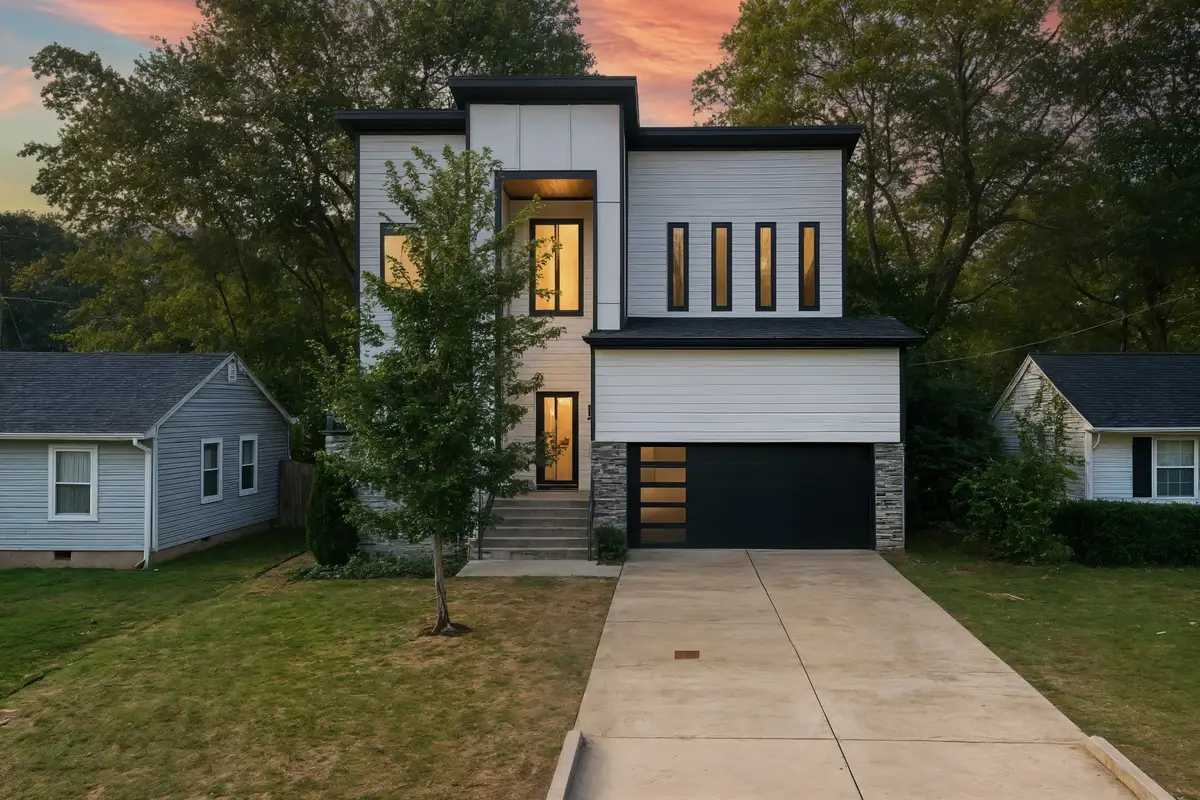 716 Village Ct, Nashville, TN 37206 - Image #1