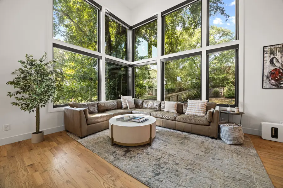 716 Village Ct, Nashville, TN 37206 - Image #2