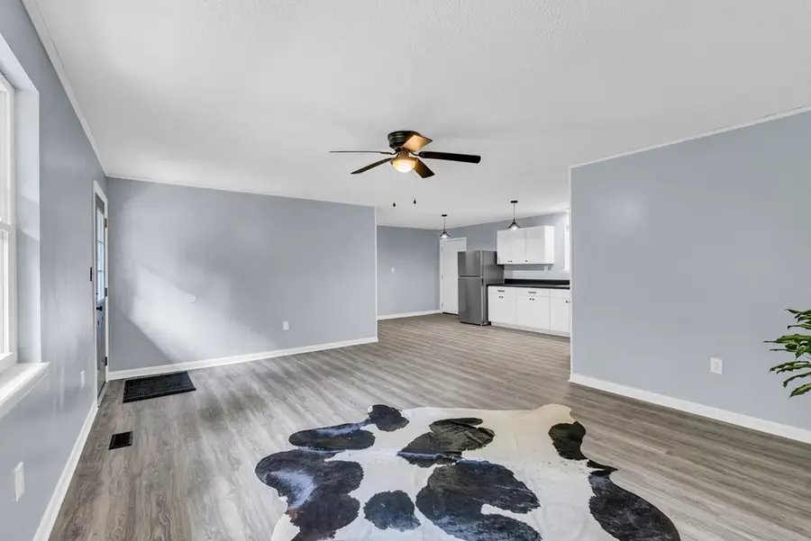 121 Twin Oaks Rd, Pikeville, TN 37367 - Image #3