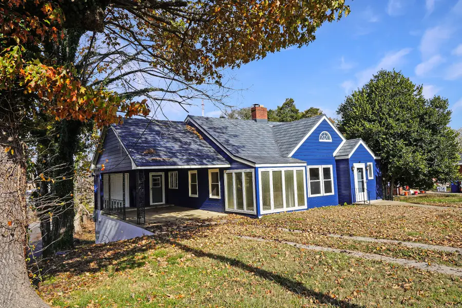 419 Church St, Dover, TN 37058 - Image #2