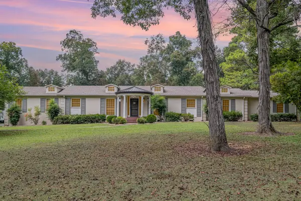 602 Narrows Rd, Shelbyville, TN 37160