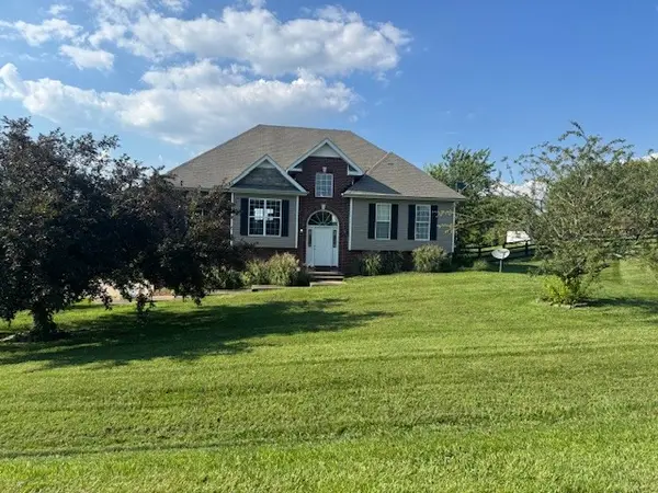 251 Seven Mile Ferry Rd, Cunningham, TN 37052