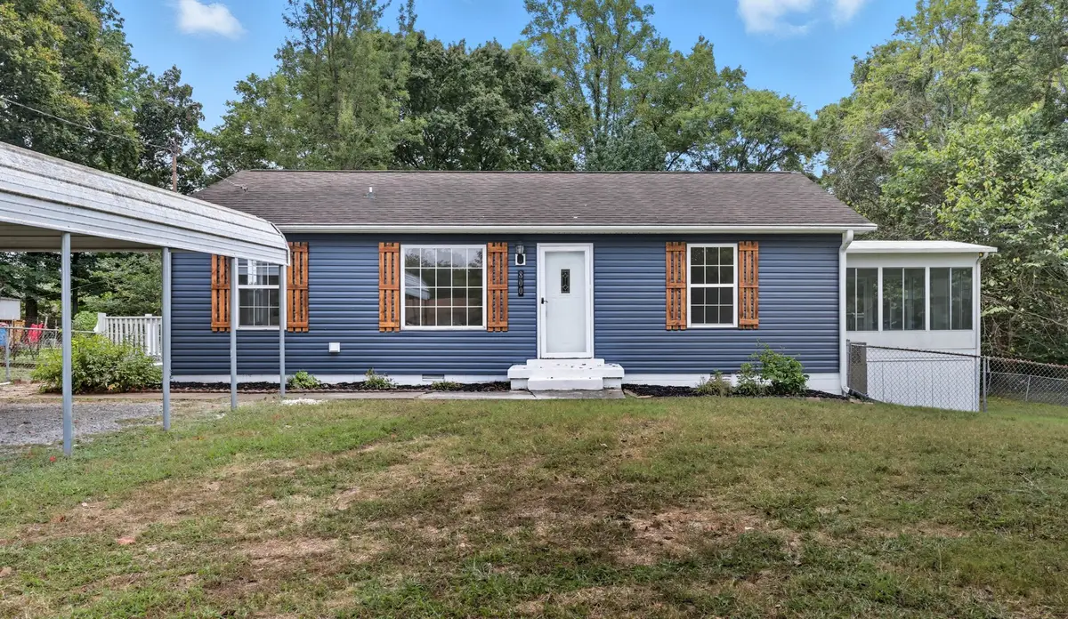 800 Helton Dr, Clarksville, TN 37042 - #1