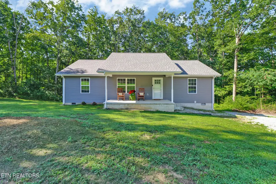 2296 Memory Garden Rd, Jamestown, TN 38556 - Image #2