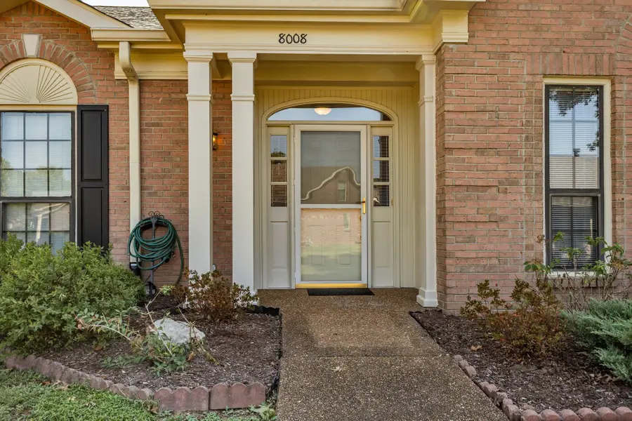 8008 Sunrise Cir, Franklin, TN 37067 - Image #2
