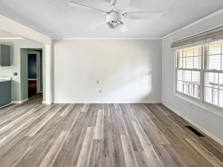 607 Cool Springs Rd, Morgantown, KY 42261 - Image #3