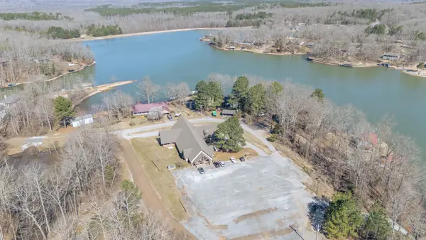 1285 Golf Dr, Saulsbury, TN 38067