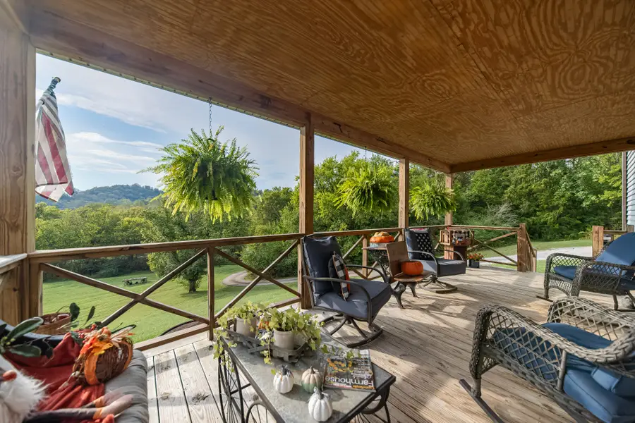 1500 Jacobs Rd, Columbia, TN 38401 - #2