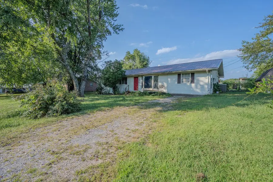 333 Price Circle, Spring City, TN 37381 - Image #3